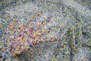 XIAOSUIHUA - 8 Momme Tiny Floral Print Crinkled Silk Georgette Fabric - 135cm wide by the Yard