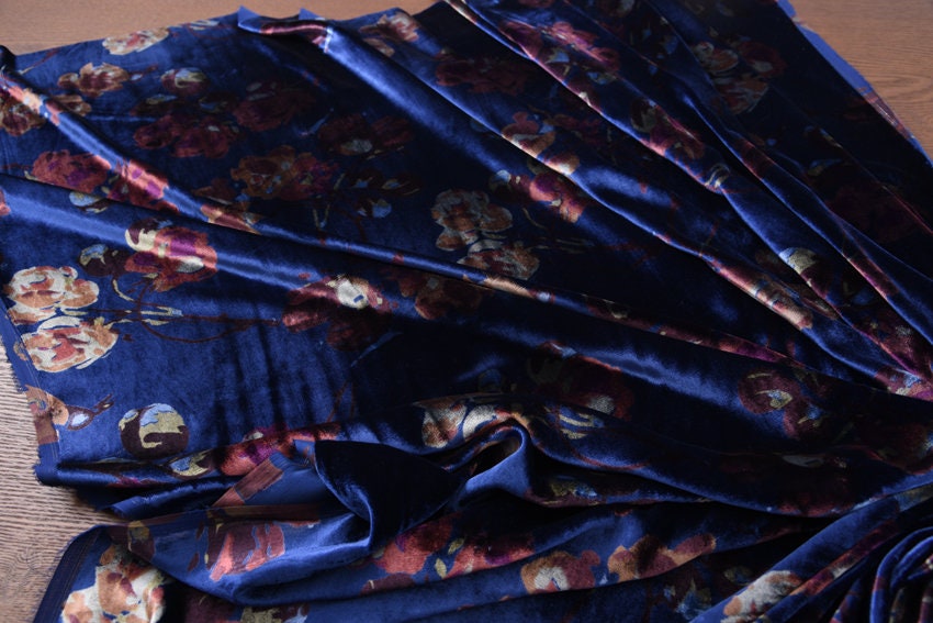 LANSI - Vintage Floral Print Blue Silk Velvet Fabric - 140cm wide  by the Yard