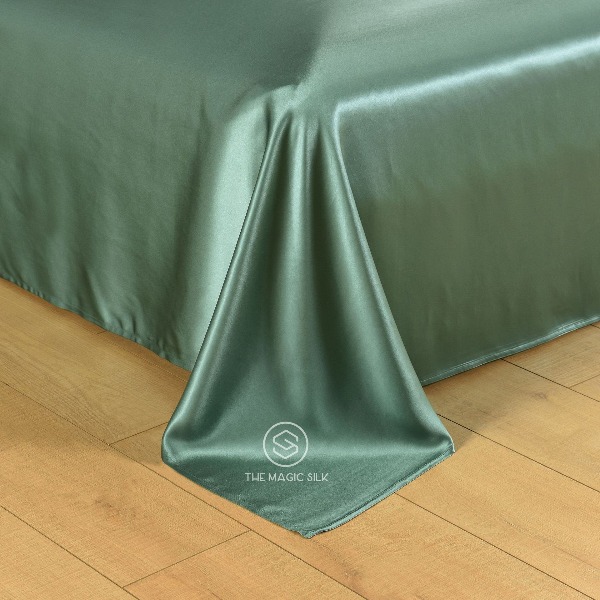 Lucky Green - 16 Momme 100% Silk Bedding 4pcs Suite