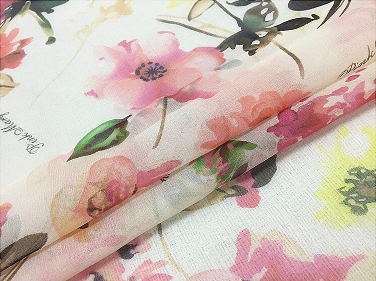 WENROU - 8 Momme Soft Pink Floral Print on White Silk Georgette Fabric - 110cm wide by the Yard