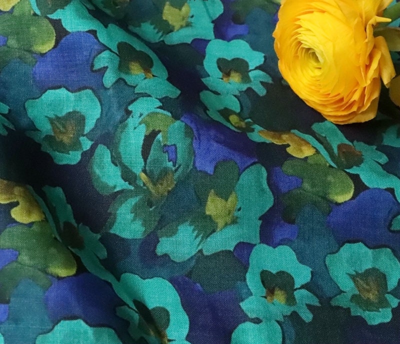 LANYUN - Floral Print Ramie Fabric-By the Yard