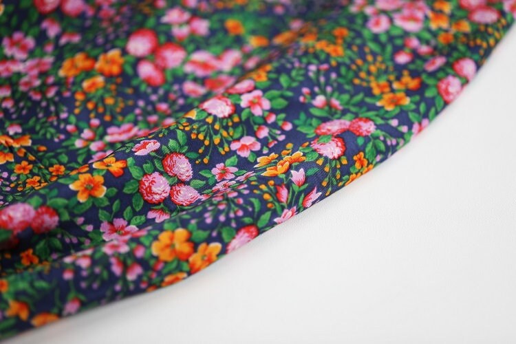 FANHUA - 16 momme Floral Print Silk Crepe de Chine Fabric - 114cm wide by the Yard