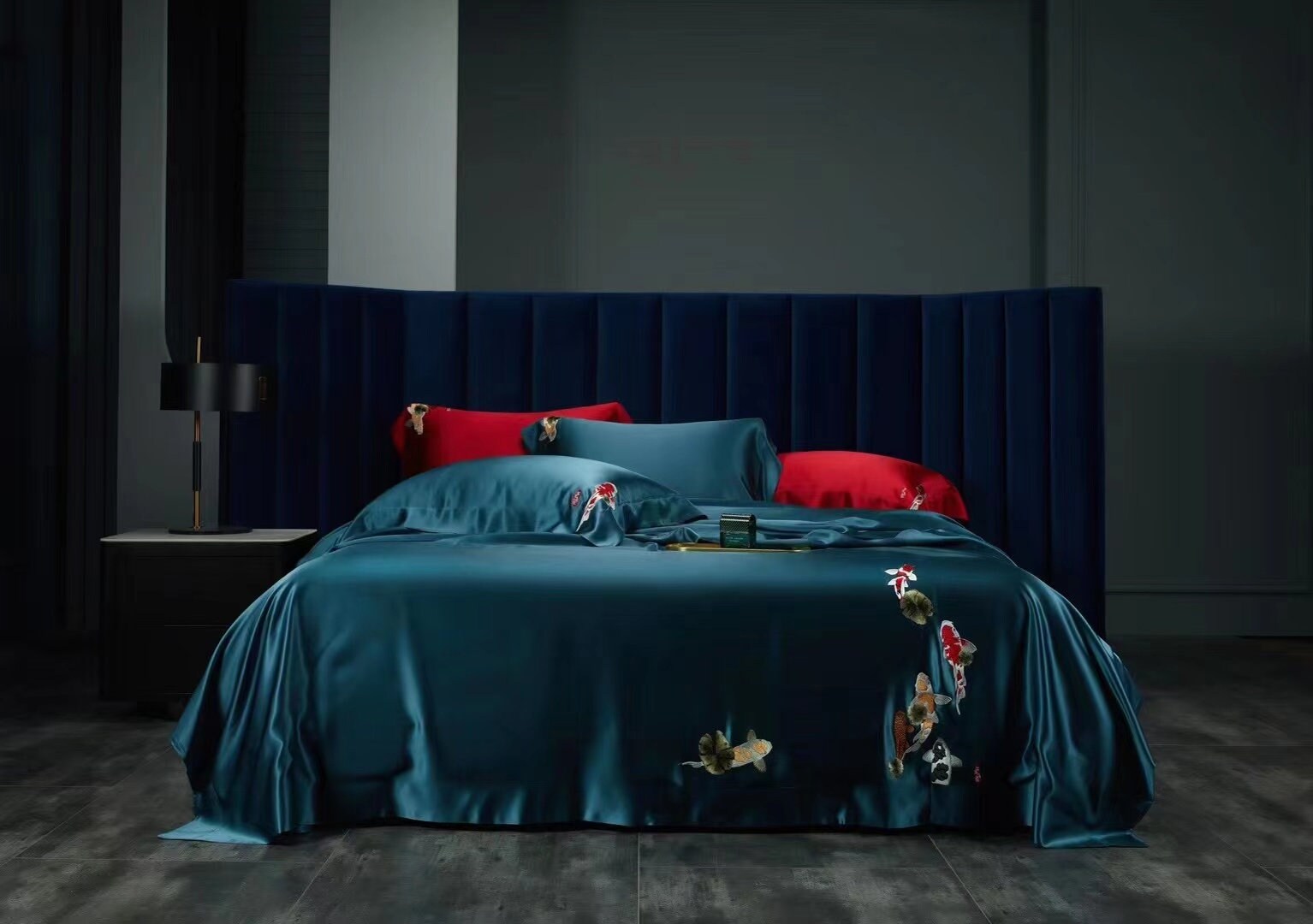 New collection Hand Embroidery/30 Momme Mulberry Silk Bedding Set 4pcs