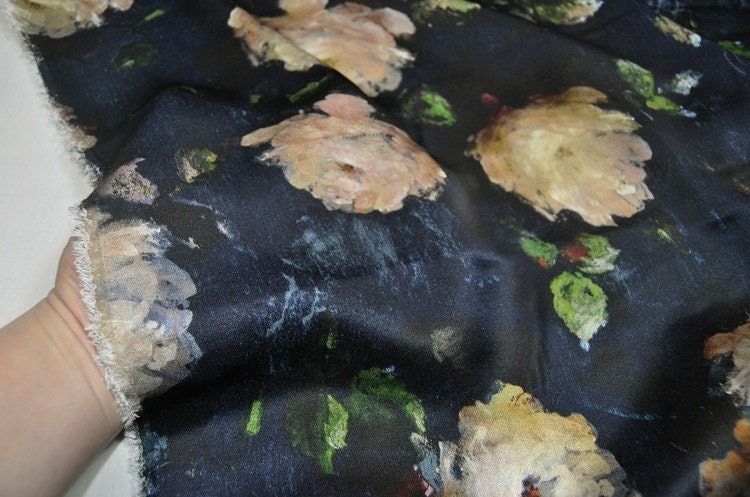 QIANGWEI - 20 momme Rose Print Charmeuse Silk Satin Fabric - 138cm wide by the Yard