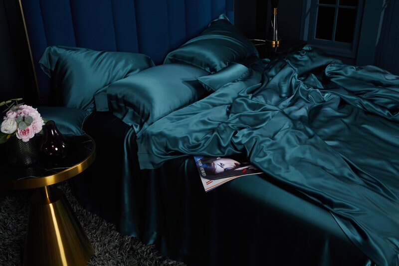 PEACOCK BLUE - 30 Momme Silk Duvet Cover