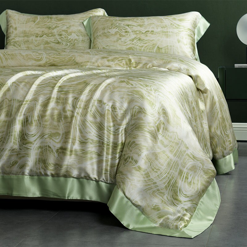 XIANSHAN - 19 Momme Silk Bedding Suite 4pcs
