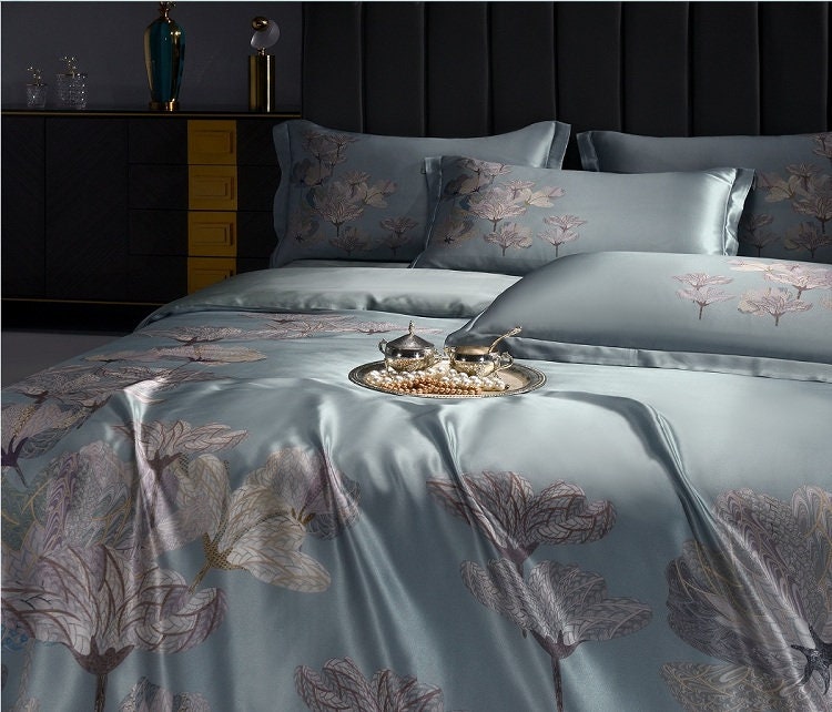 DREAM CATCHER  - 16 Momme 100% Silk Bedding 4pcs Suite